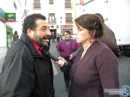 Pérez, ante los micrófonos de Radio Torrox